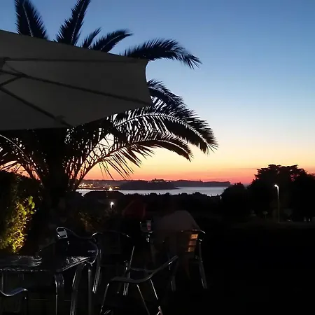 Pensión Casa Del Surf 3*